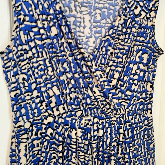 CHARTER CLUB SLEEVELESS FAUX WRAP DRESS. FLOWY AND LIGHTWEIGHT. LIKE NEW! EUC - Picture 4 of 15